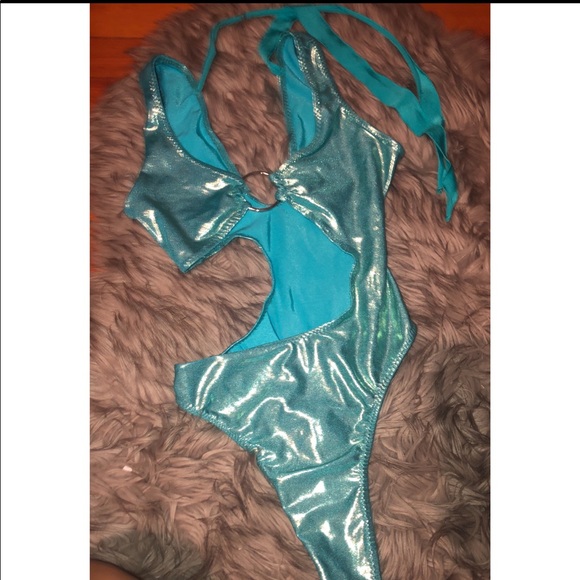Metallic blue one piece bikini - Picture 3 of 6